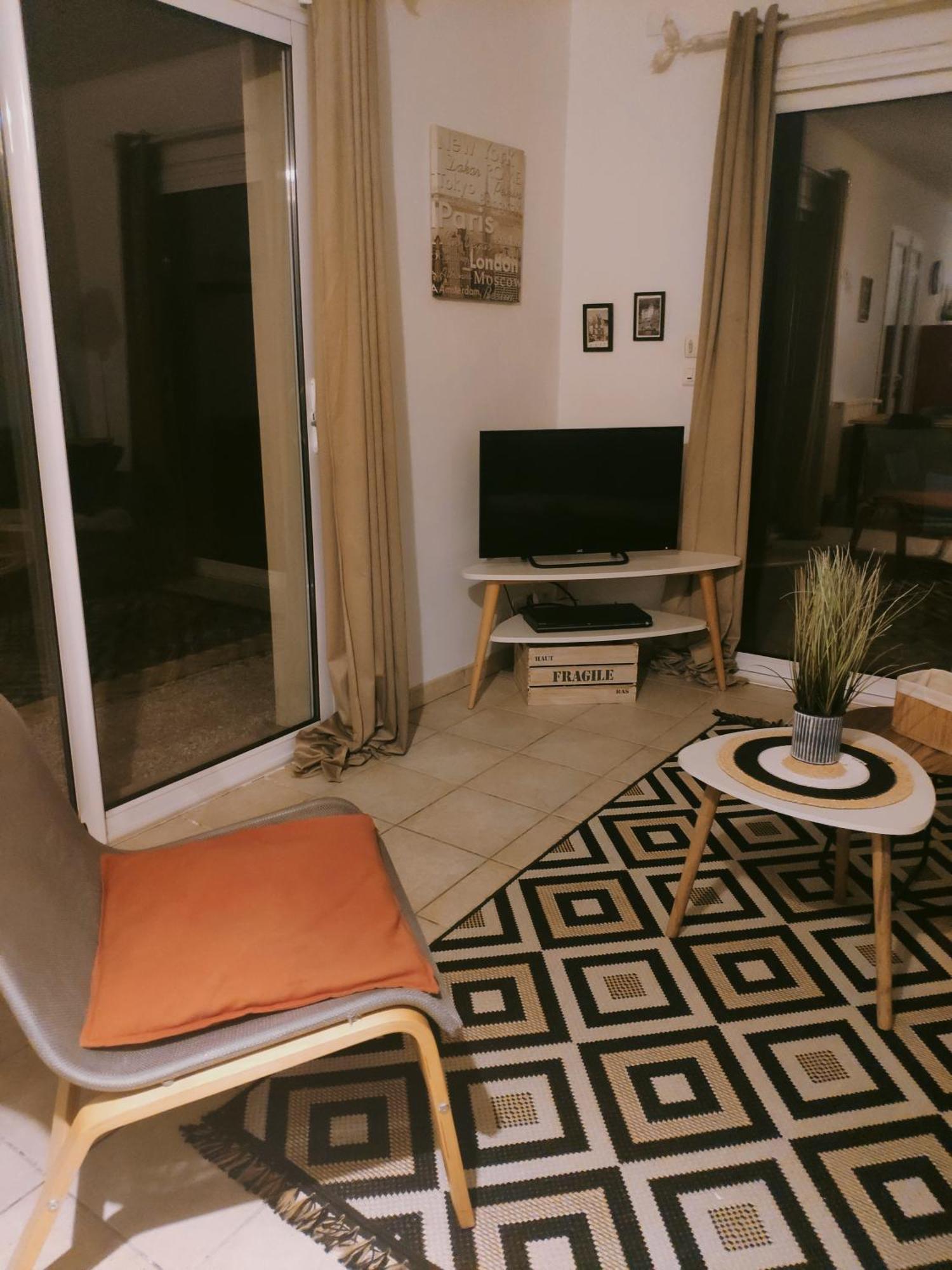 Maison 3 étoiles avec piscine et jacuzzi extérieur près de Sarlat Saint-Vincent-le-Paluel Esterno foto